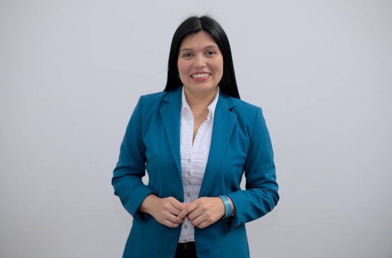 María Estrada – La niña que soñaba con números